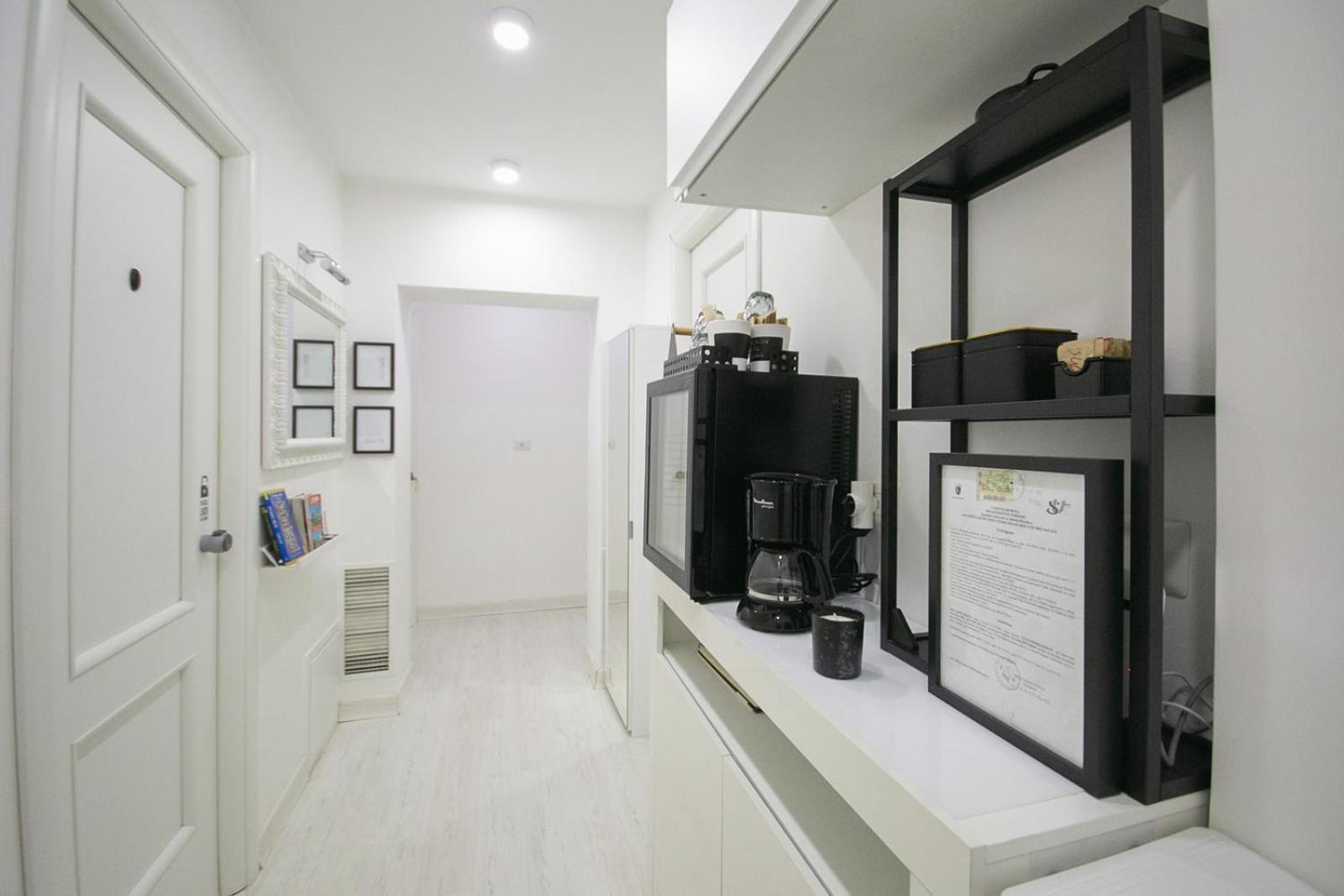Caffe' E Cuscino Hotel โรม ภายนอก รูปภาพ