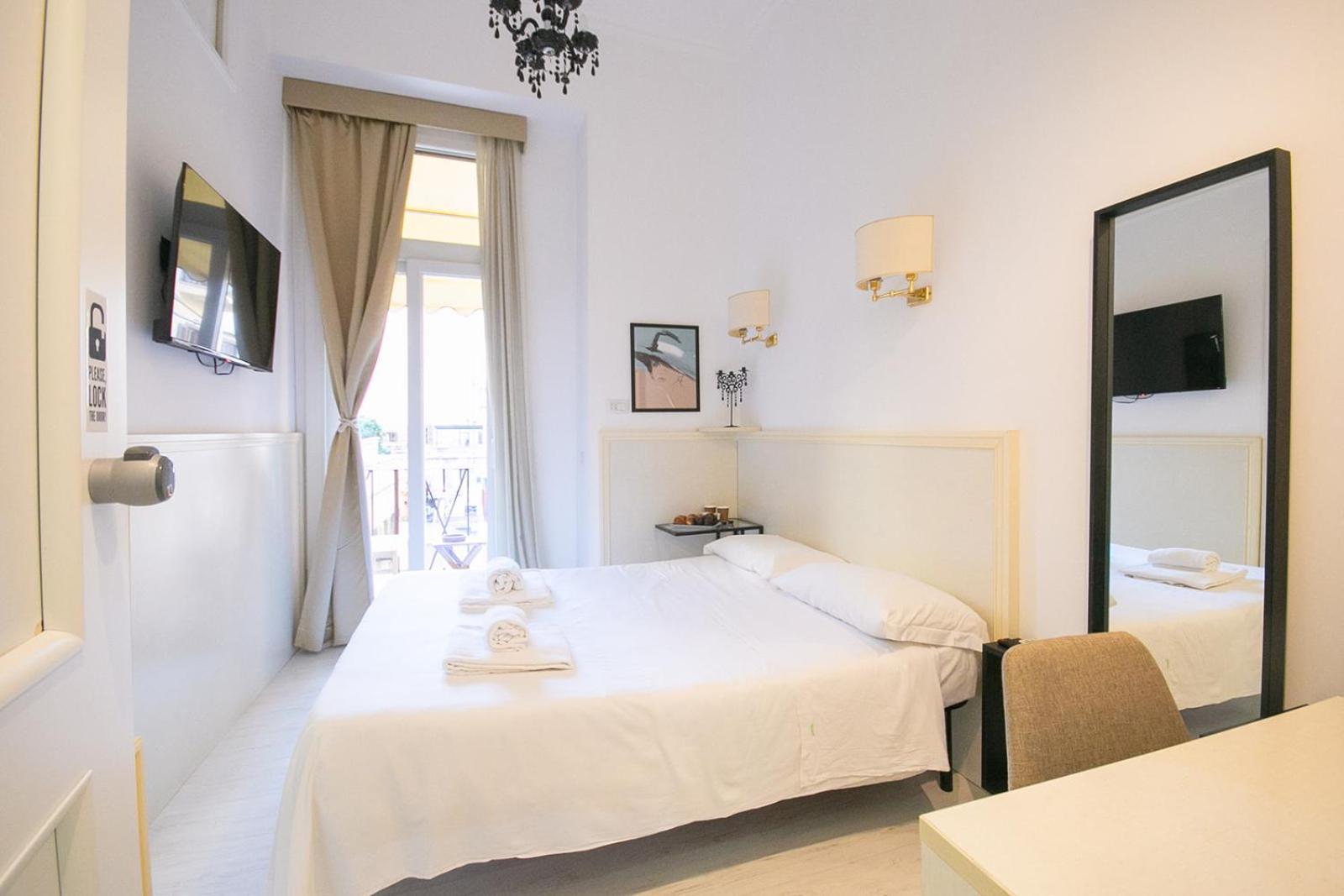 Caffe' E Cuscino Hotel โรม ภายนอก รูปภาพ